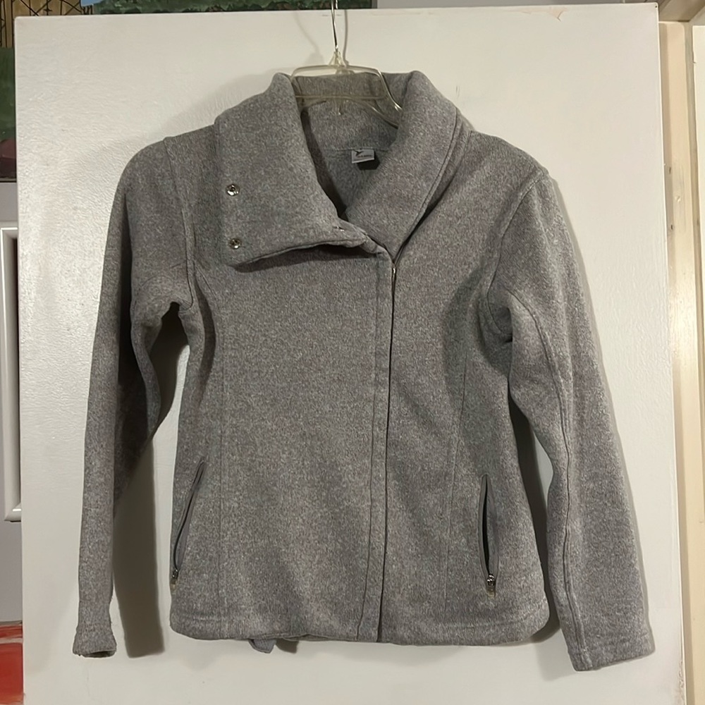 Old Navy zip and snap front jacket convertible funnel neck. Front zip pockets